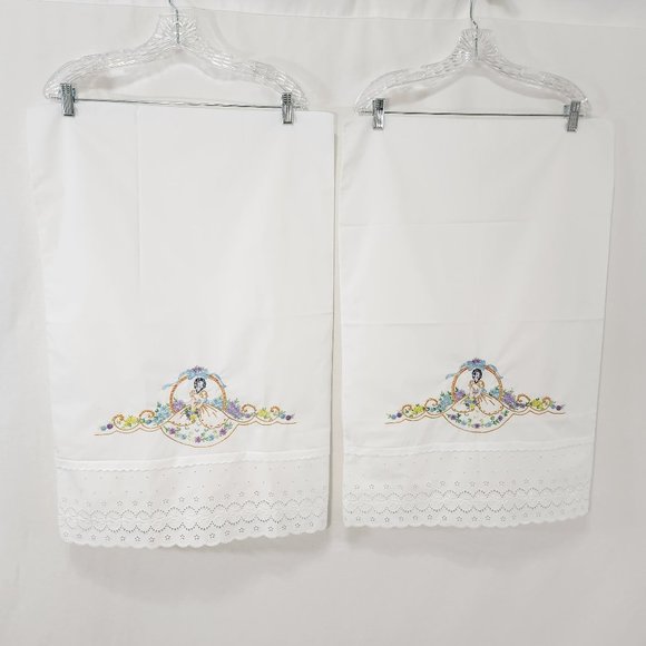 Vintage Other - VINTAGE Pair White Pillowcases Lady in the Garden Multicolor Embroidery LIKE NEW